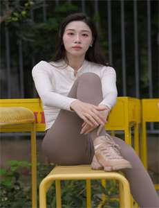 百老汇小姐